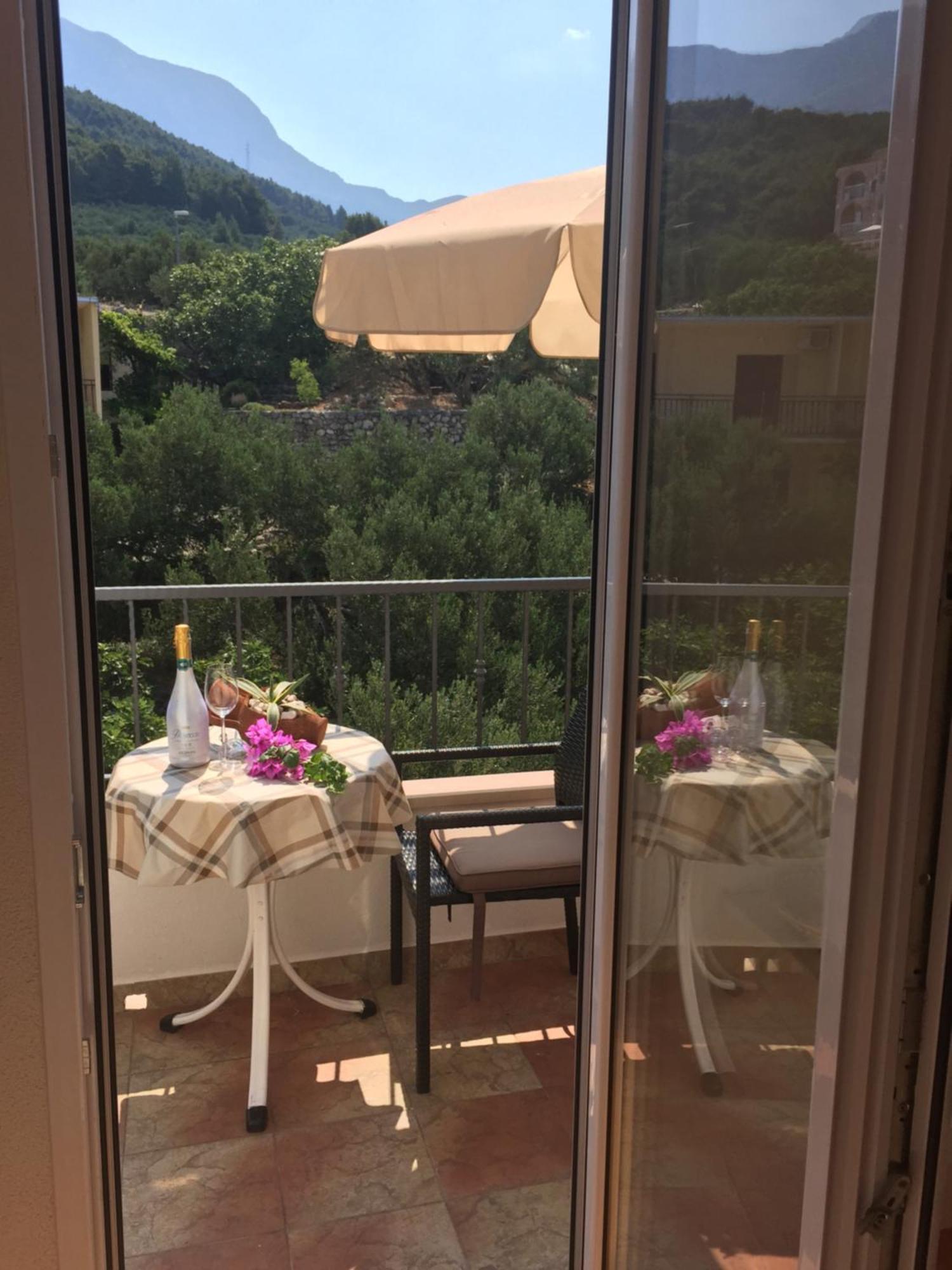 Villa Bougenvilia Tomas Tučepi Quarto foto