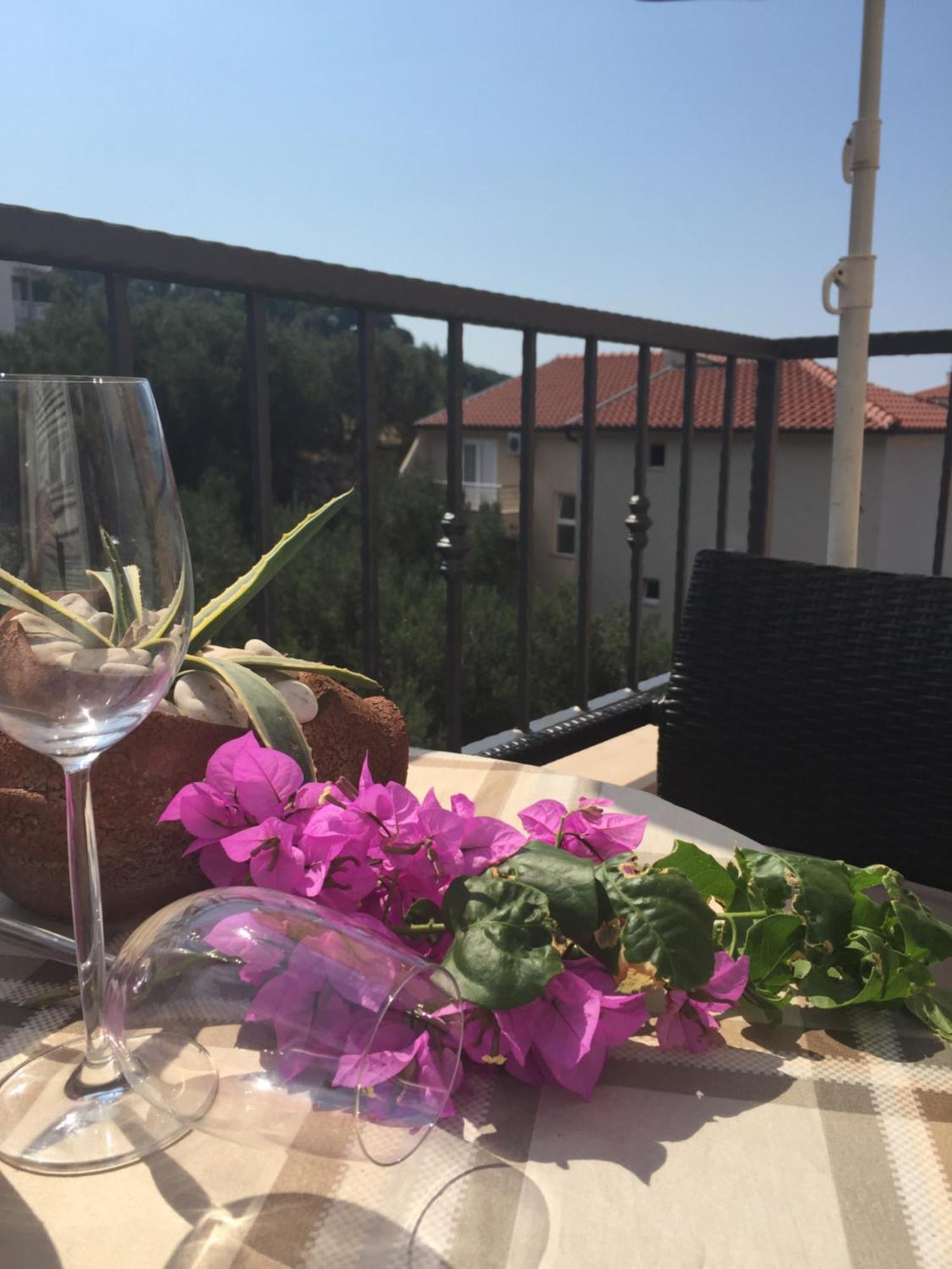 Villa Bougenvilia Tomas Tučepi Quarto foto