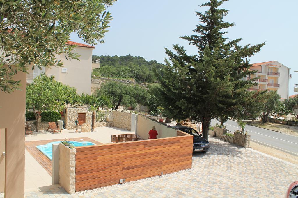 Villa Bougenvilia Tomas Tučepi Exterior foto