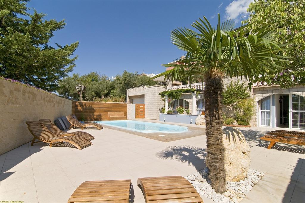 Villa Bougenvilia Tomas Tučepi Exterior foto